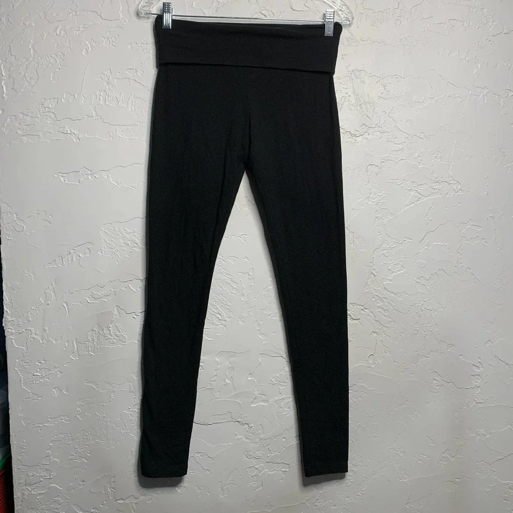Victoria's Secret Black Love Leggings Women's Small